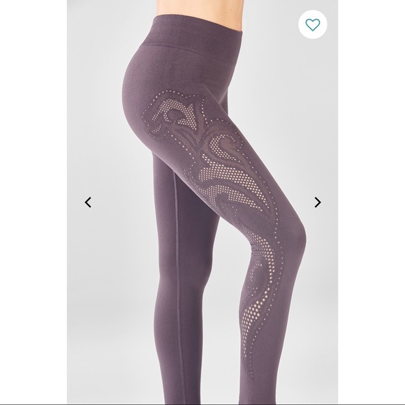 Fabletics leggings! - Picture 2 of 3